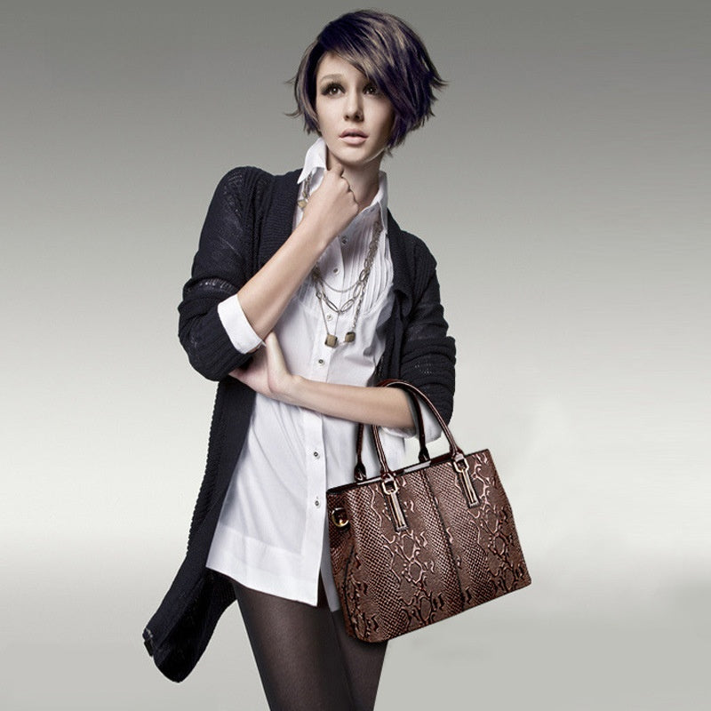 Colette | Women's Snake-Print Shoulder Bag