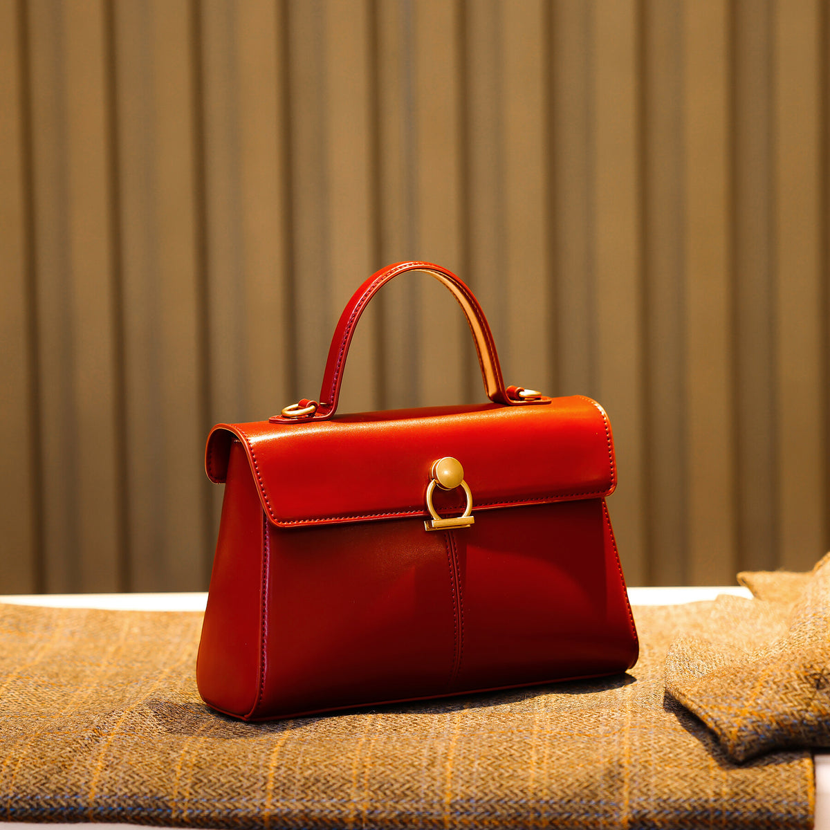 Vivienne | Women's Burgundy Shoulder Tote Bag