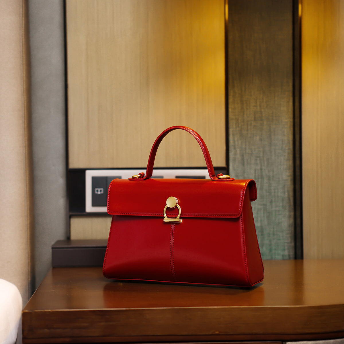 Vivienne | Women's Burgundy Shoulder Tote Bag