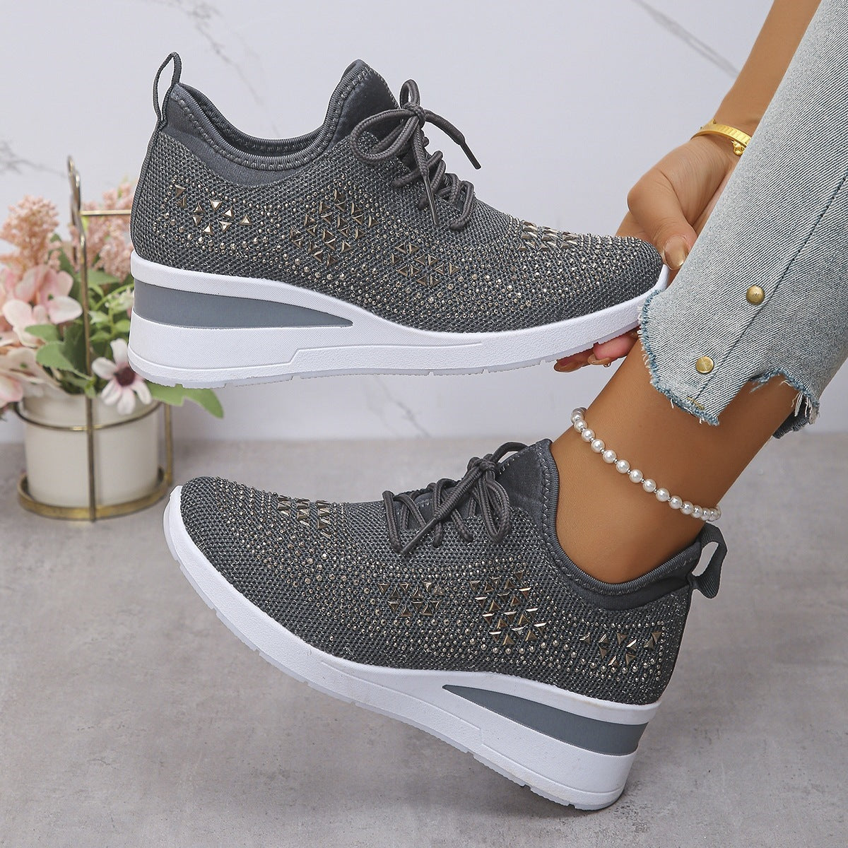 Grace lace-up sneakers in gray