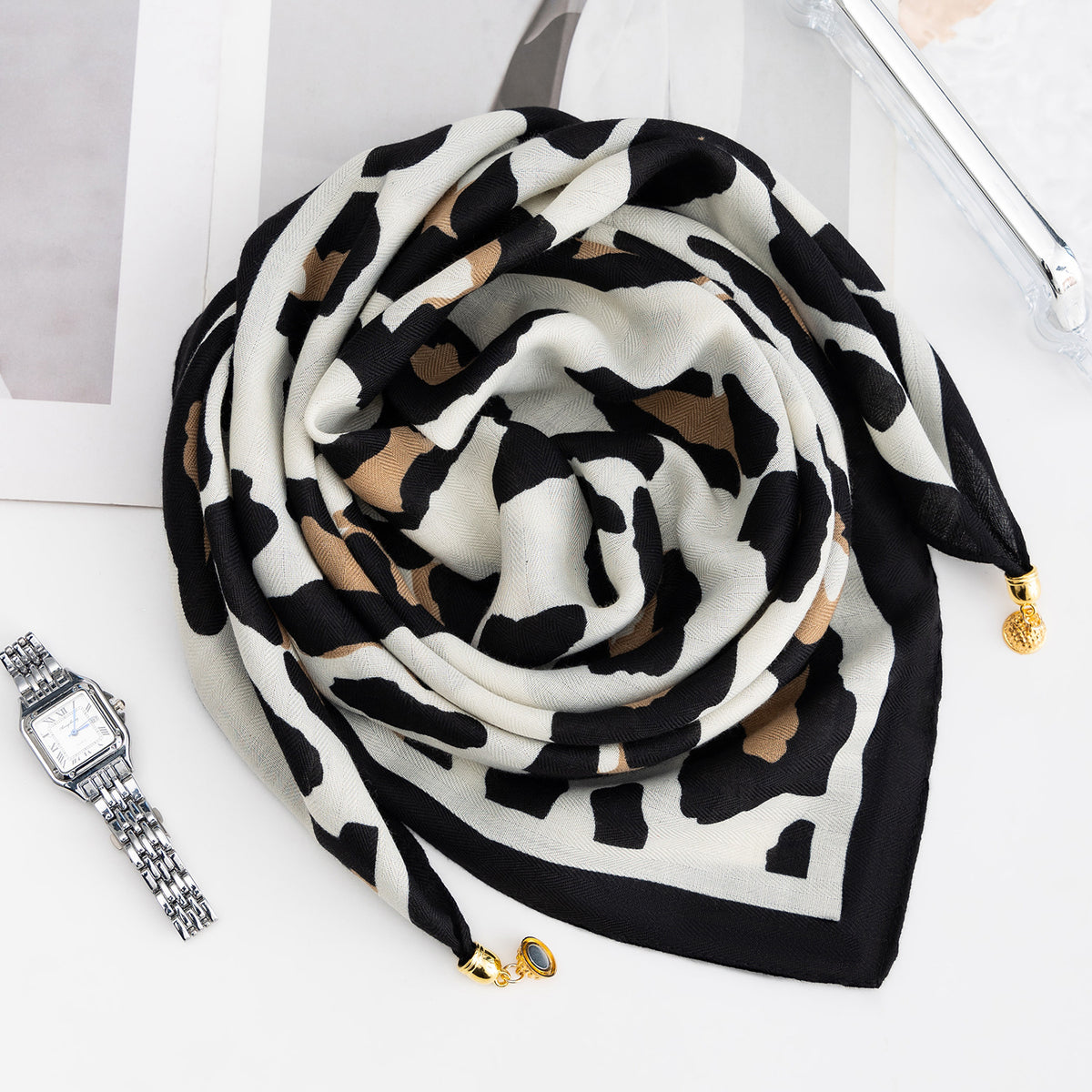 Josette | Magnetic-Clasp Cotton Square Scarf