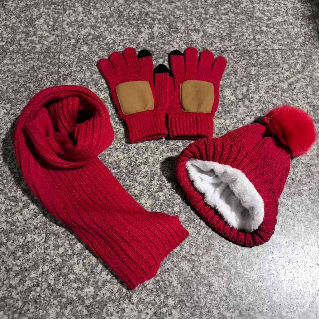 Adele | Knitted Hat, Scarf & Touchscreen Glove Set