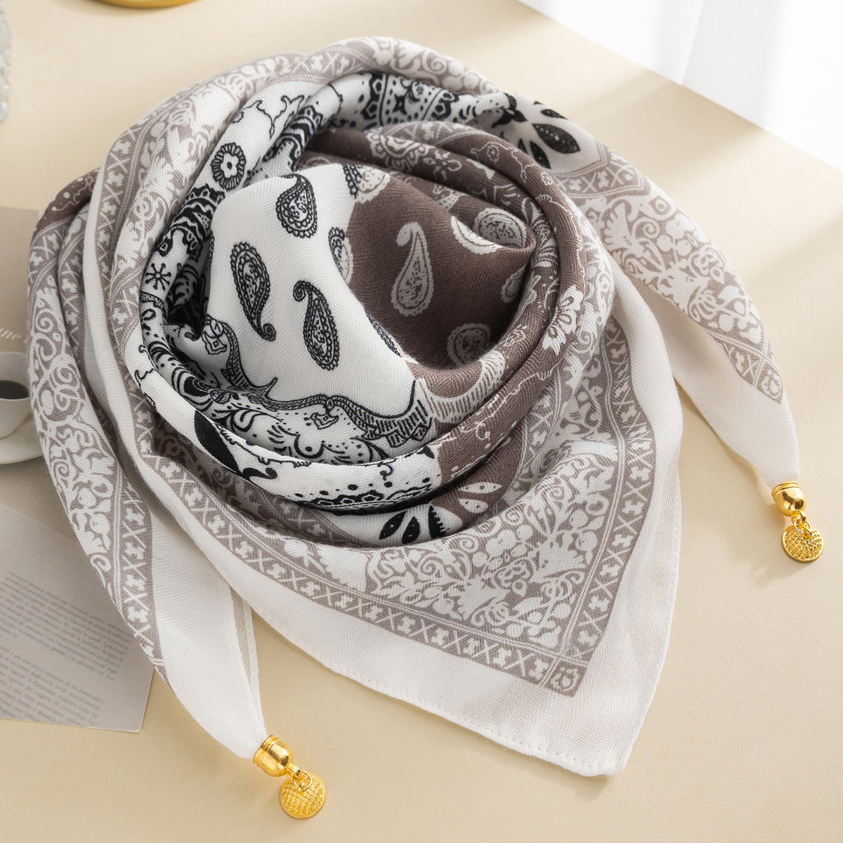 Josette | Magnetic-Clasp Cotton Square Scarf
