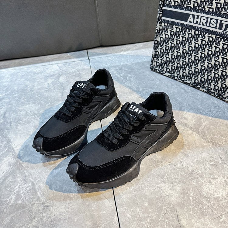 Amy thick-sole sneakers in all black