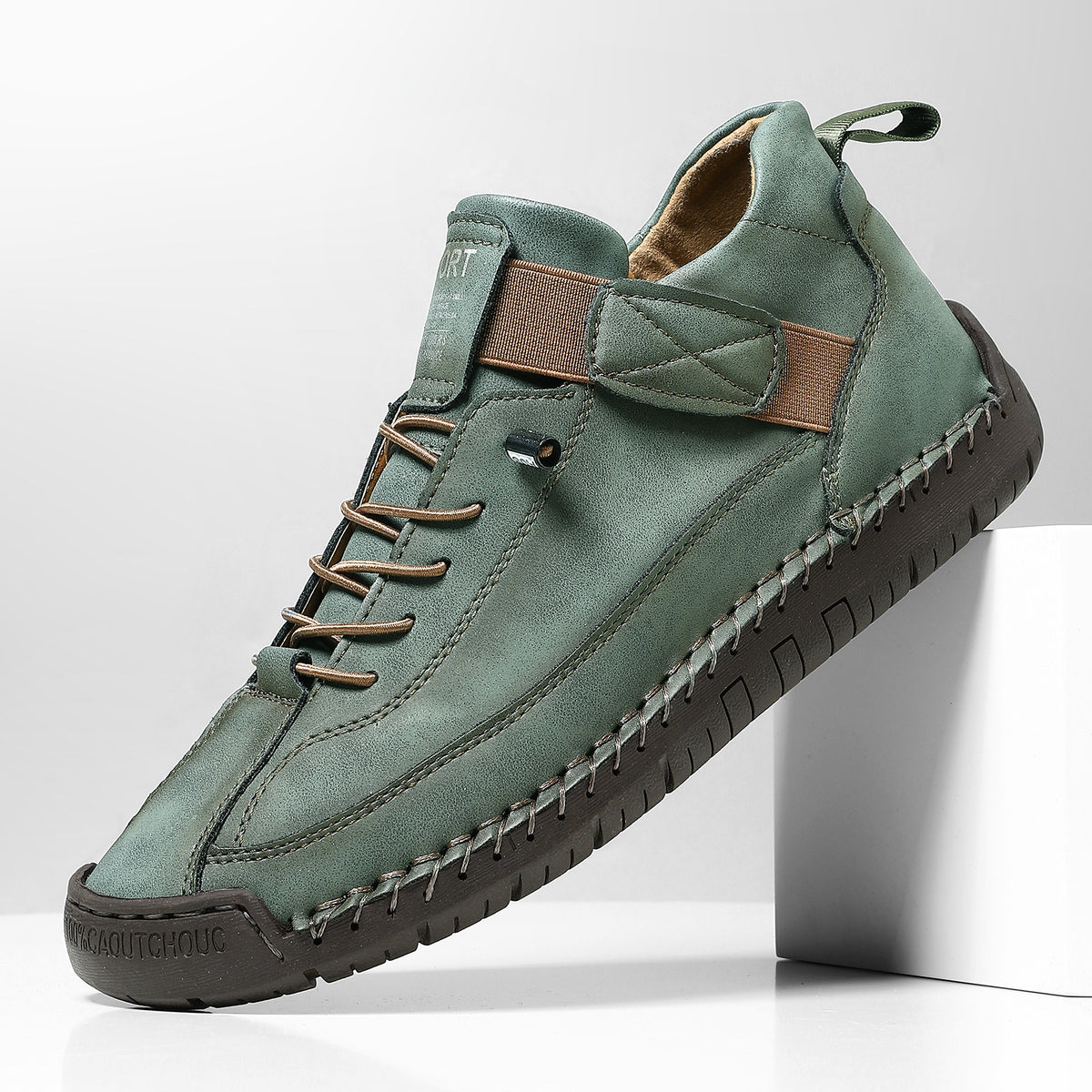 Saela hand-stitched flats in military green