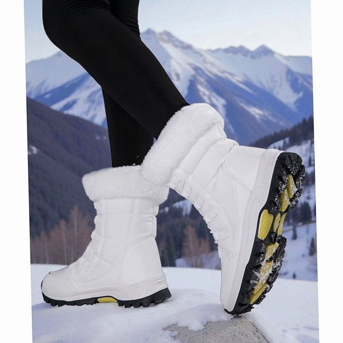 Halle | Women's Plush-Lined Lace-Up Snow Boots