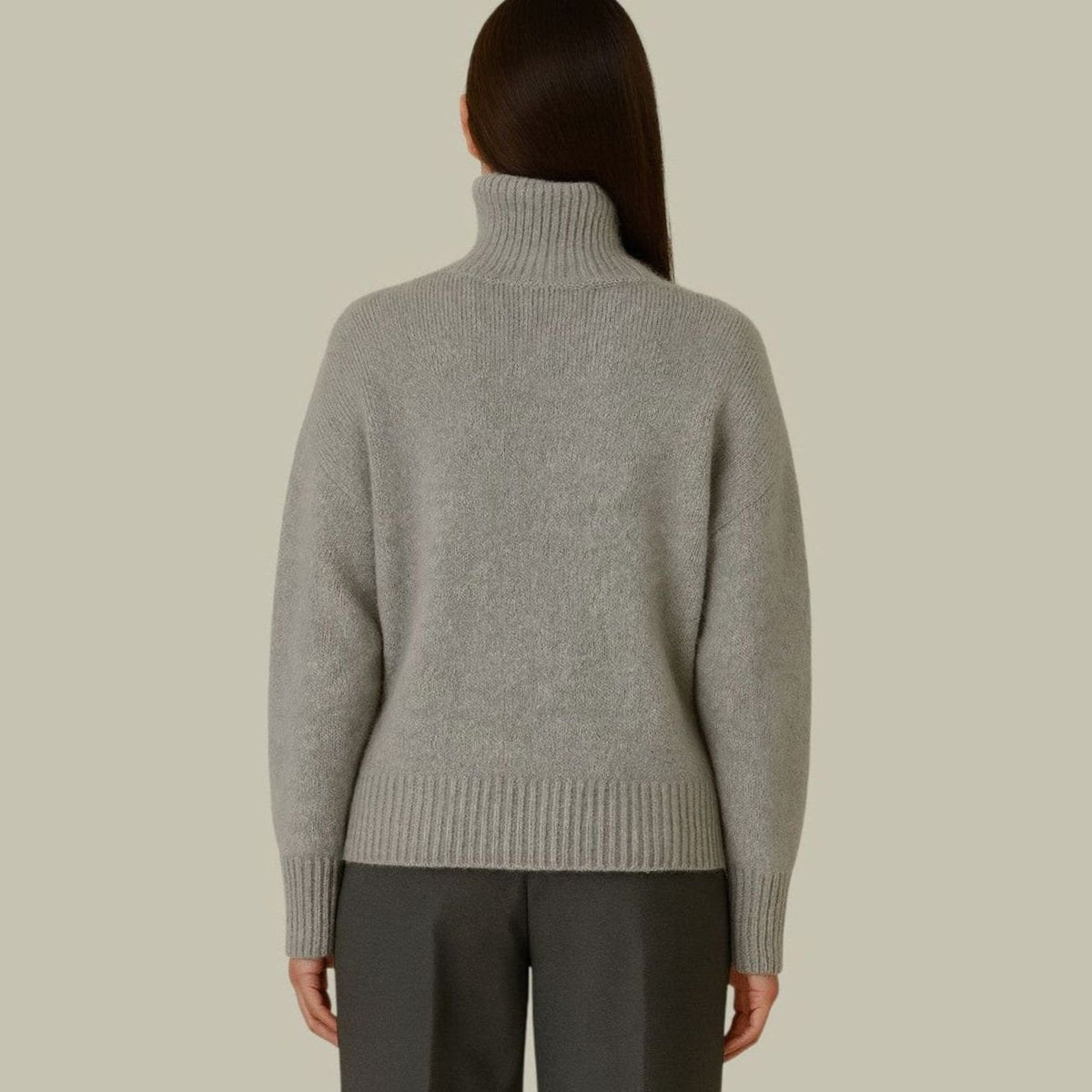 Romy | Women's Relaxed-Fit Merino Wool Turtleneck Sweater